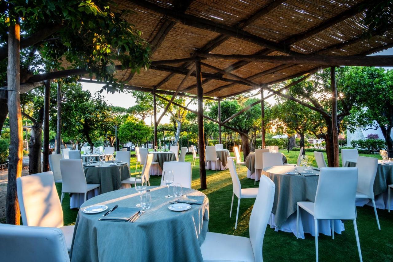 Hotel Alpha Sant'Agnello Bagian luar foto