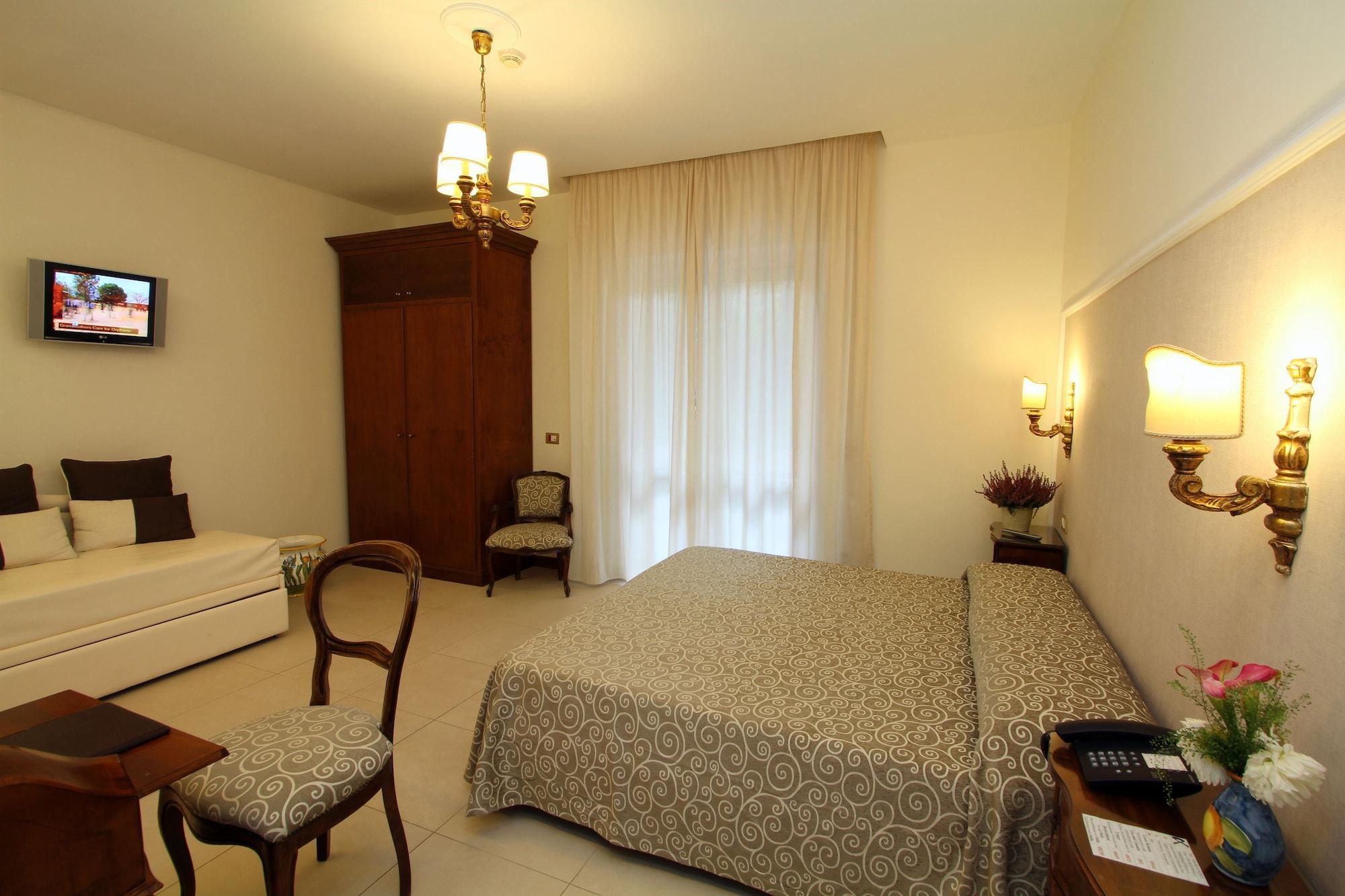 Hotel Alpha Sant'Agnello Bagian luar foto