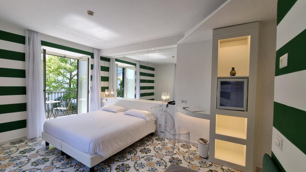 Hotel Alpha Sant'Agnello Bagian luar foto