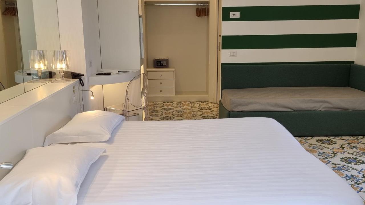 Hotel Alpha Sant'Agnello Bagian luar foto