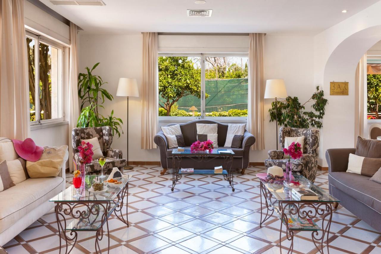 Hotel Alpha Sant'Agnello Bagian luar foto